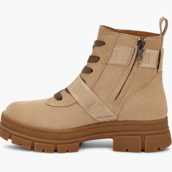 UGG
Ashton Waterproof
Boot (Women) - Picture 3 of 9